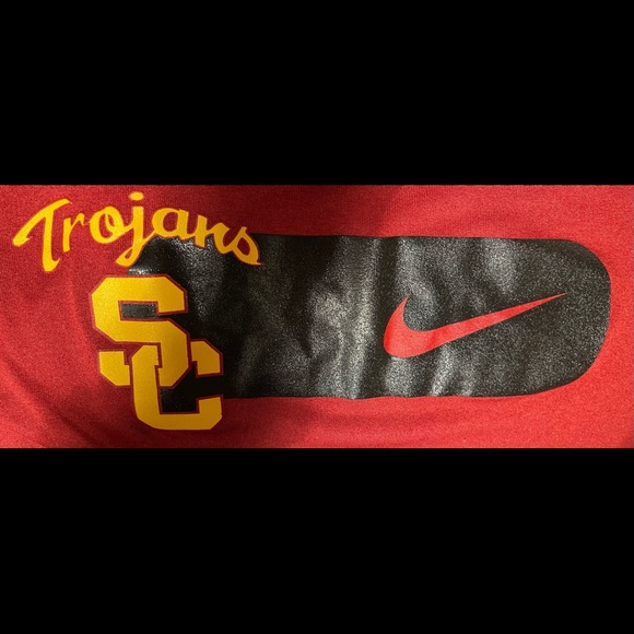Trojans SC  Nike Dri-Fit  Men's Graphic T-Shirt  Red  Size L  Short Sleeve - Picture 3 of 3